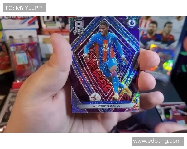 足球明星卡片肥包的魅力与收藏价值探秘与分享 足球明星卡片肥包的魅力与收藏价值探秘与分享